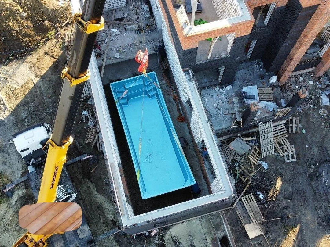 Laguna 9 — зона отдыха у бассейна в Березниках