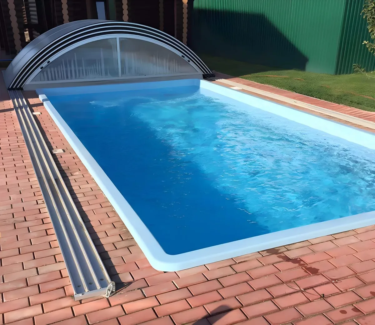 Laguna 7 — вечернее освещение в Березниках